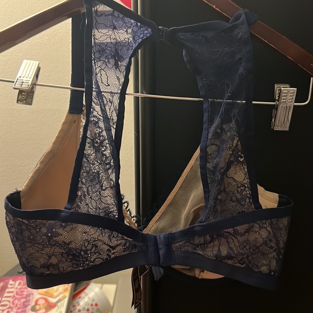 Bra - Picture 3 of 3